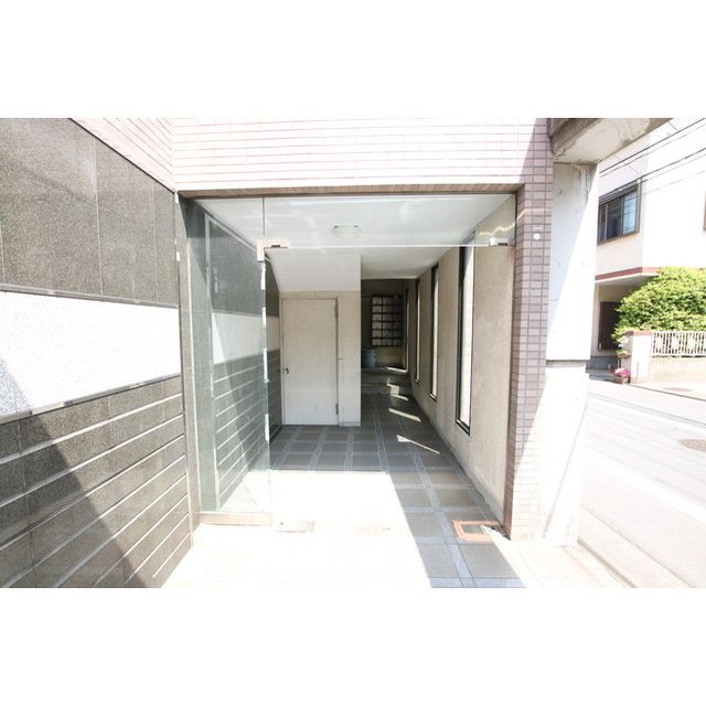 �y�G���g�����X�z�@