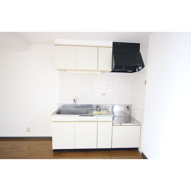 �y�L�b�`���z�@