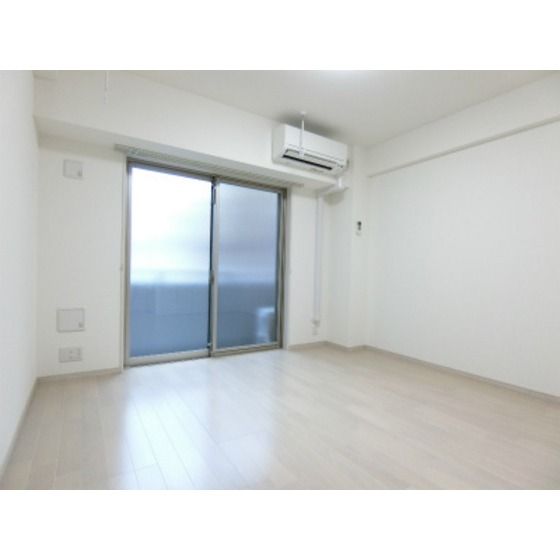 �y�����E���r���O�z�@