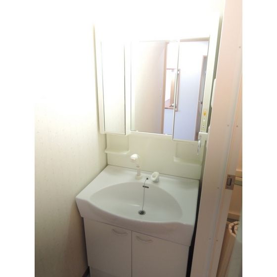 �y���ʏ��z�@