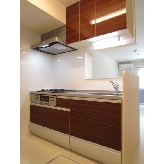 �y�L�b�`���z�@