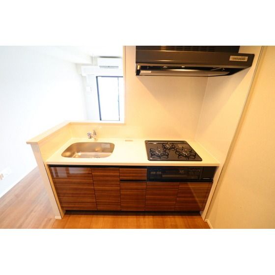 �y�L�b�`���z�@