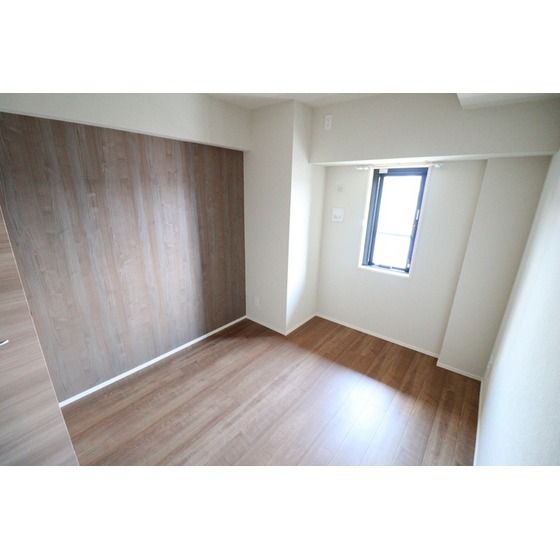 �y���̑������E�X�y�[�X�z�@