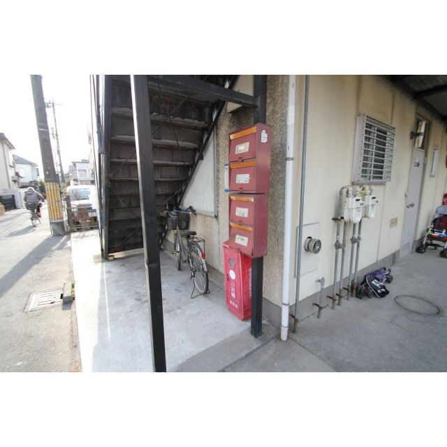 �y���̑����L�����z�@�|�X�g�A���]��