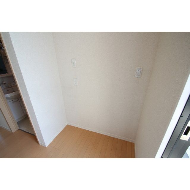 �y���̑������E�X�y�[�X�z�@