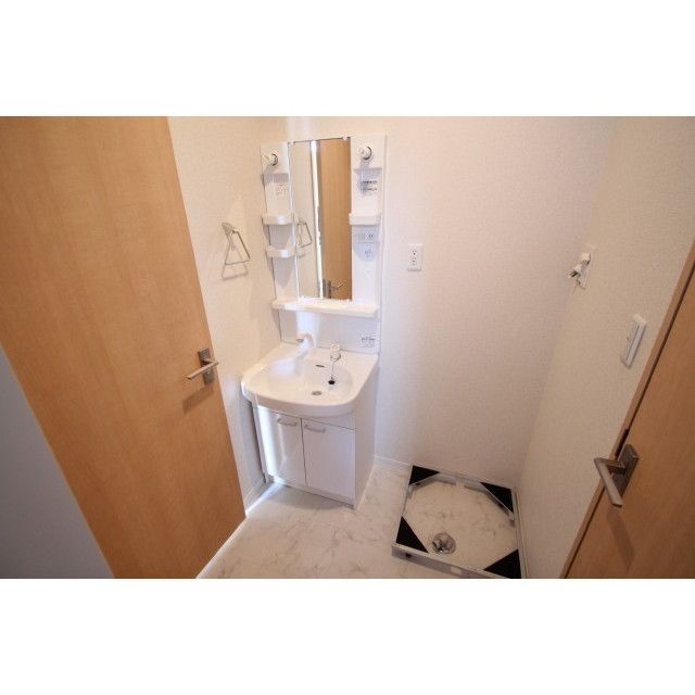 �y���ʏ��z�@