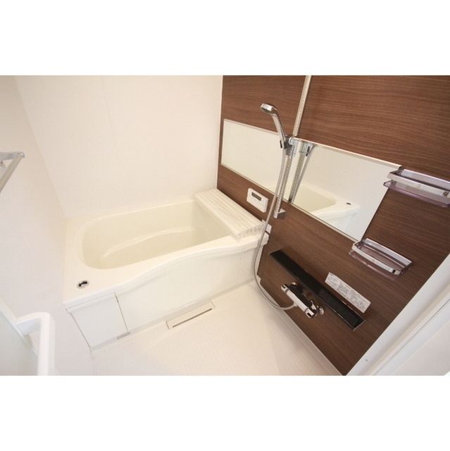 �y�o�X�z�@�傫�Ȃ����C�ň���̔�������Ă�������