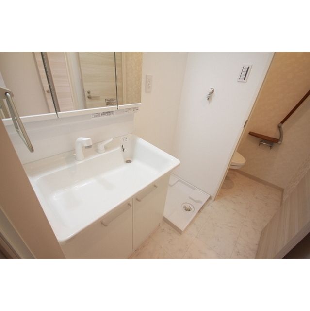 �y���ʏ��z�@�r���a�����ɂ���^�C�v�Ŏ��[�̓A�b�v��