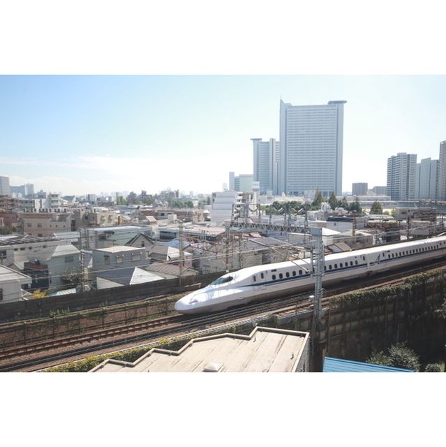 �y���]�z�@