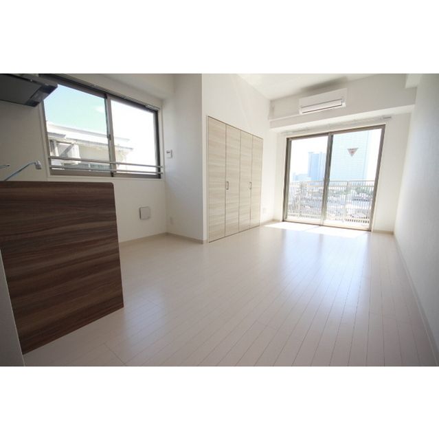 �y�����E���r���O�z�@�p�����E��������ǍD��