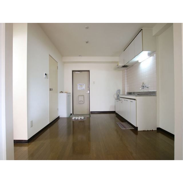 �y�L�b�`���z�@