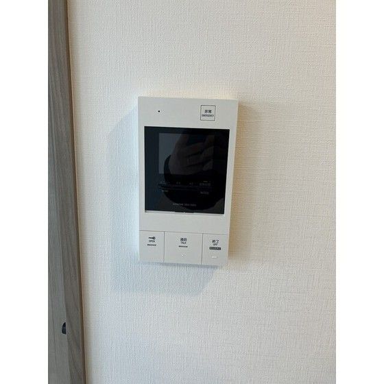 �y�Z�L�����e�B�z�@���j�^�[�t���C���^�[�z��