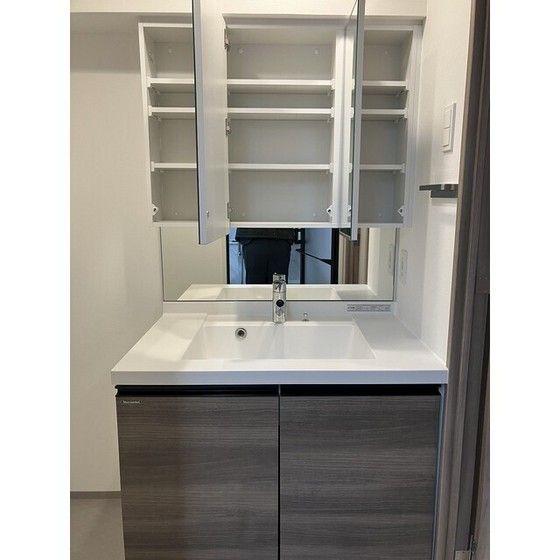 �y���ʏ��z�@