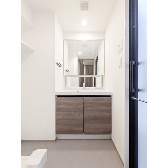 �y���ʏ��z�@