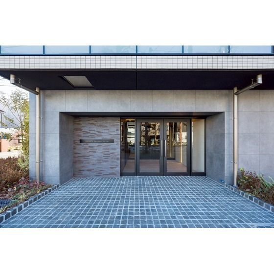 �y�G���g�����X�z�@