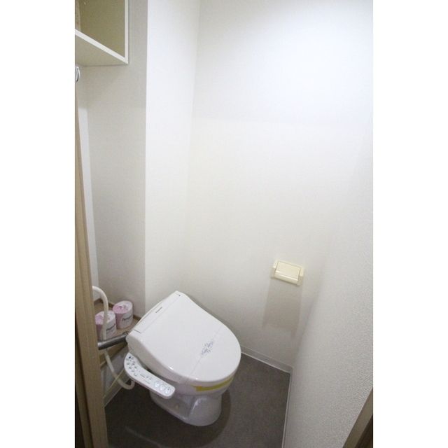 �y�g�C���z�@�E�H�V�����b�g�t��