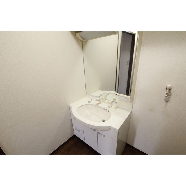 �y���ʏ��z�@�V�����v�[�h���b�T�[�t�Ɨ����ʑ�