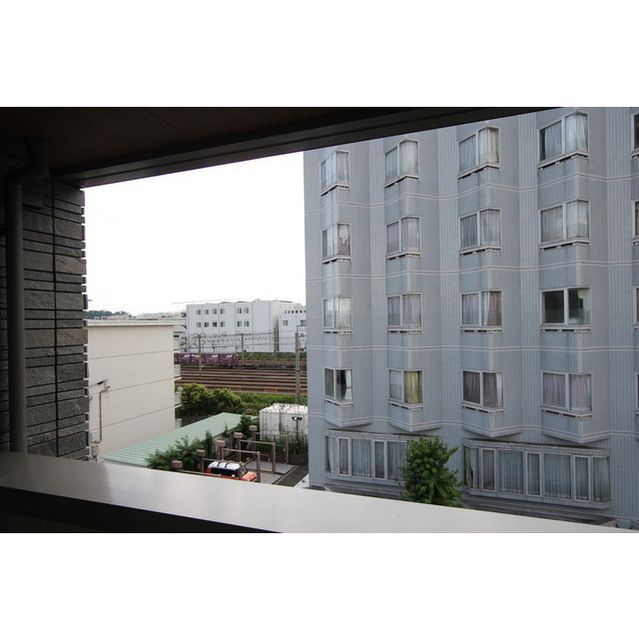 �y���]�z�@