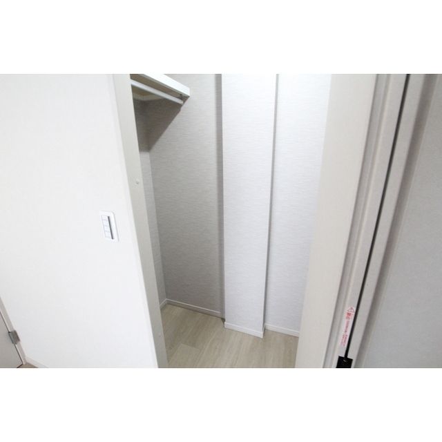 �y���[�z�@�E�I�[�N�C���N���[�[�b�g