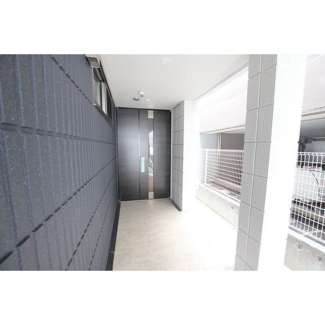 �y�G���g�����X�z�@