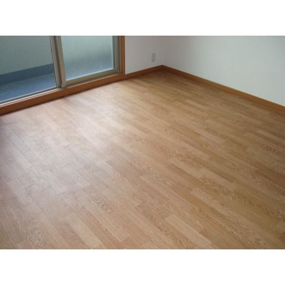 �y�����E���r���O�z�@