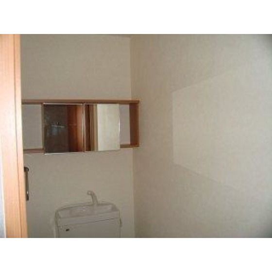 �y���̑��ݔ��z�@