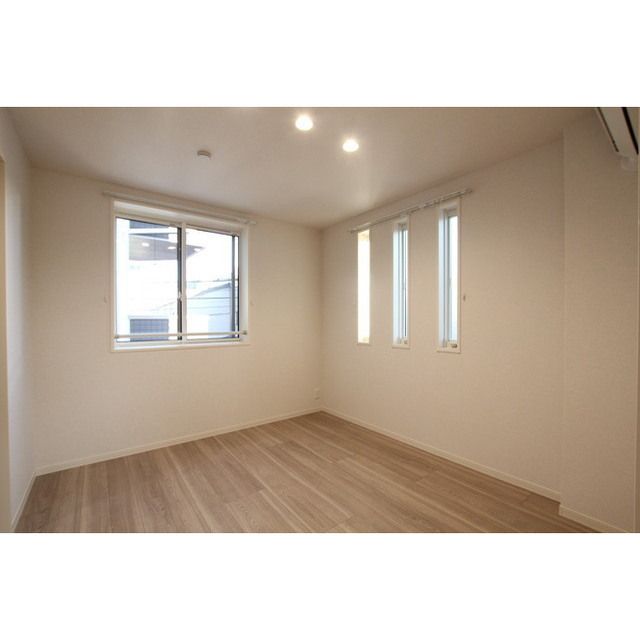 �y���̑������E�X�y�[�X�z�@