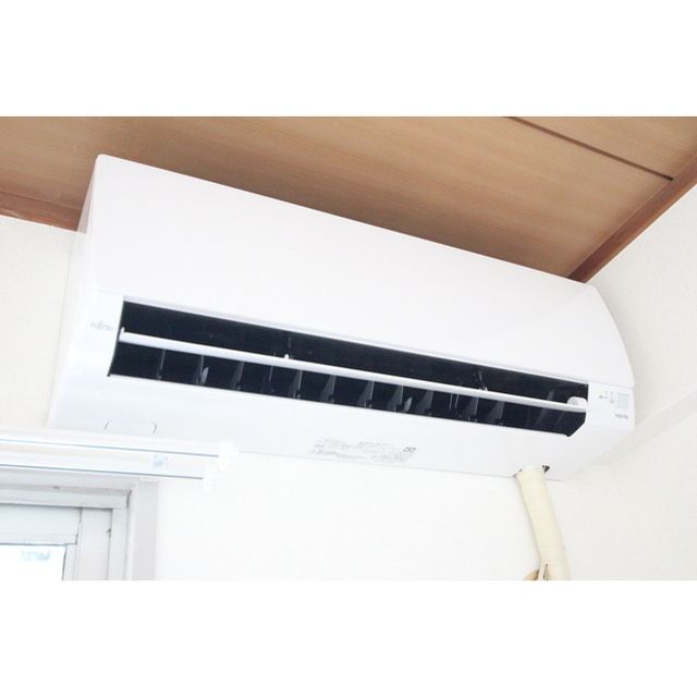 �y���̑��ݔ��z�@�G�A�R��2.2kw