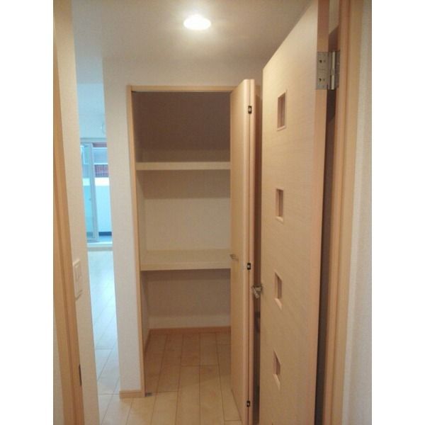 �y���̑��ݔ��z�@